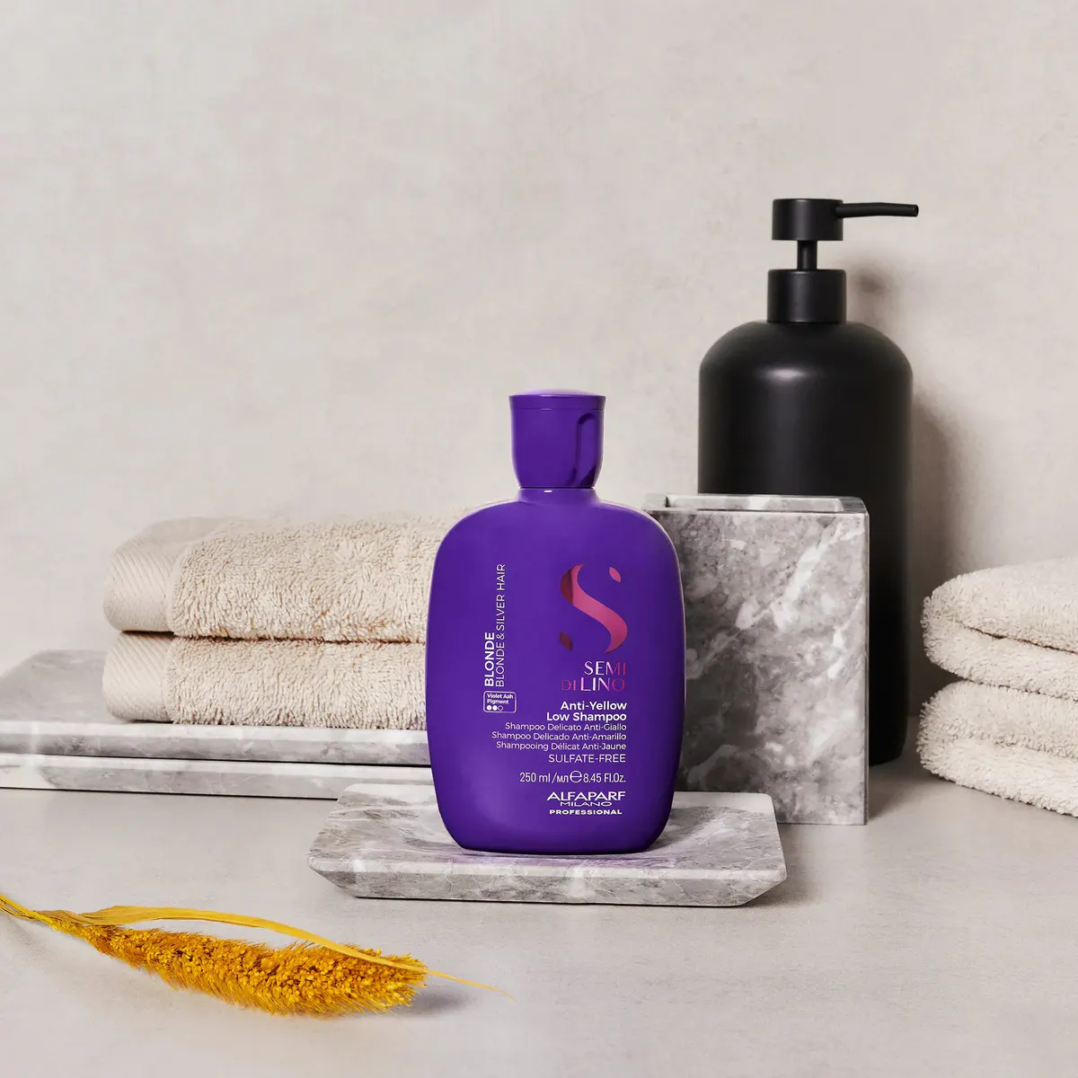 Alfaparf Milano Semi Di Lino Blonde Anti-Yellow Duo Bundle, view 4