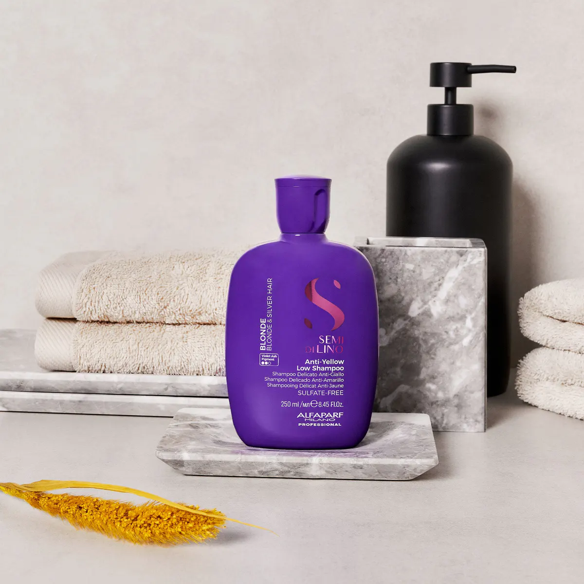 Alfaparf Milano Semi di Lino Blonde Anti-Yellow Shampoo 250ml, view 3
