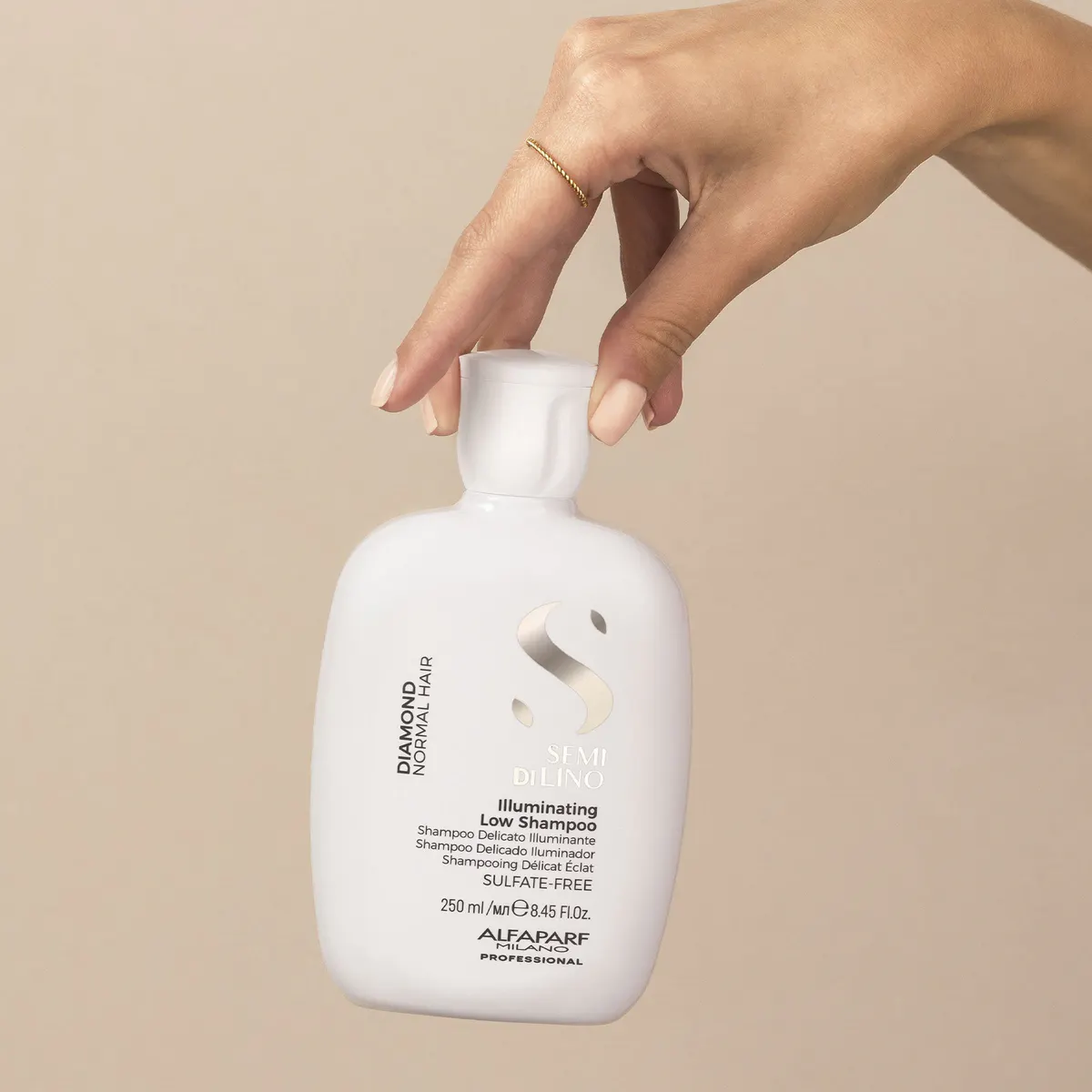 Alfaparf Milano Semi Di Lino Diamond Illuminating Low Shampoo 250ml, view 5