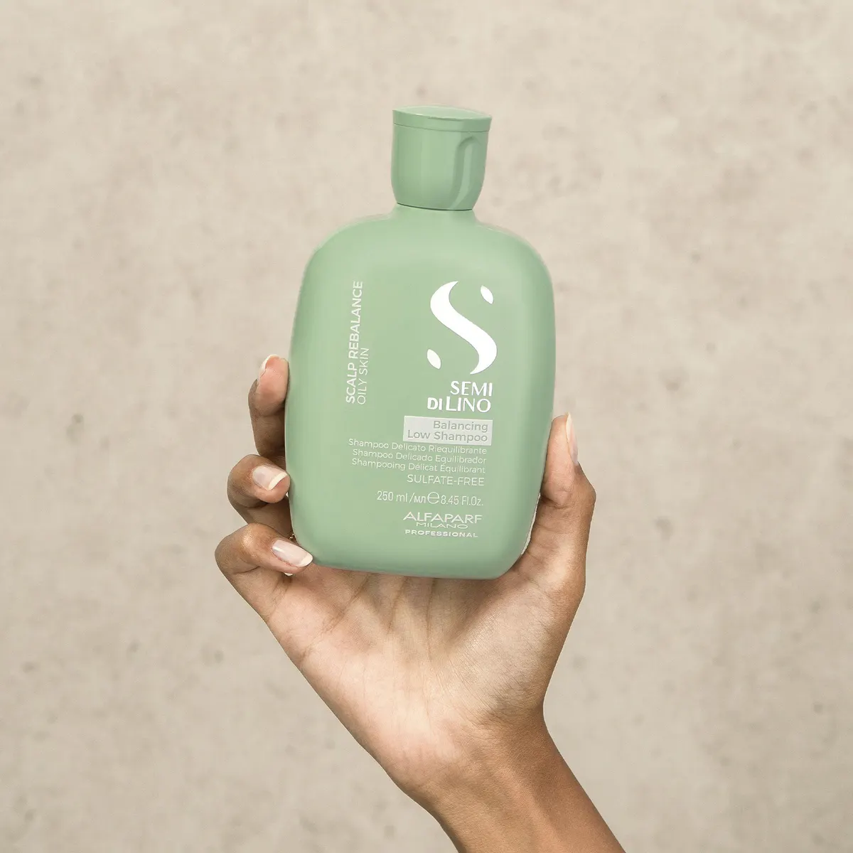 Alfaparf Milano Semi Di Lino Scalp Rebalance Balancing Low Shampoo 250ml, view 3