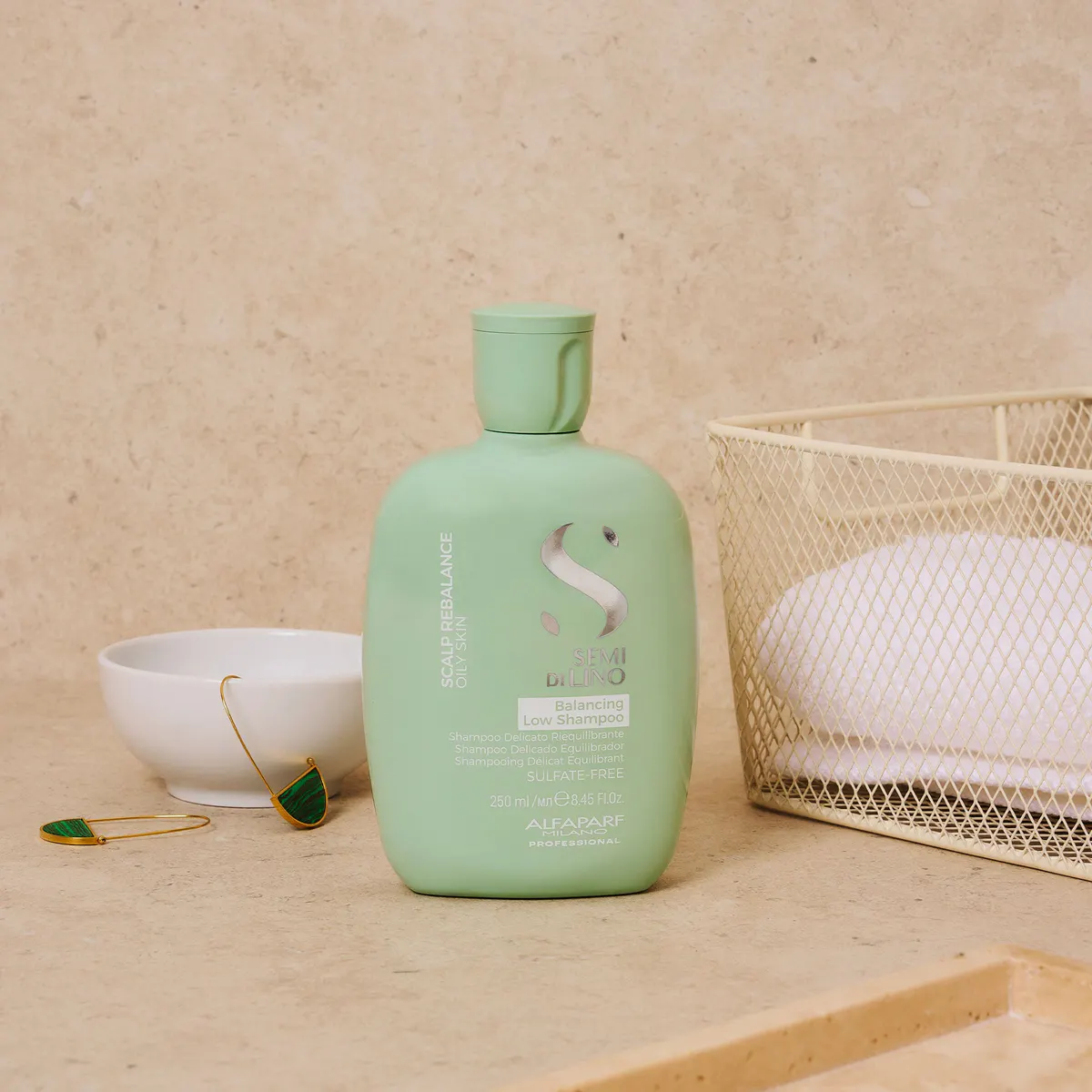 Alfaparf Milano Semi Di Lino Scalp Rebalance Balancing Low Shampoo 250ml, view 4