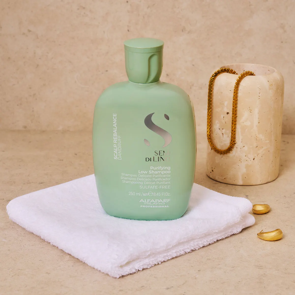 Alfaparf Milano Semi Di Lino Scalp Rebalance Purifying Low Shampoo 250ml, view 3