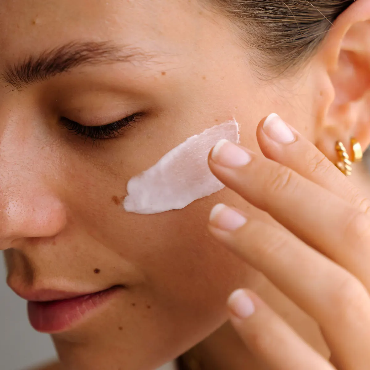 Alpha-H Essential Hydration Cream with Vitamin E 50ml, view 2