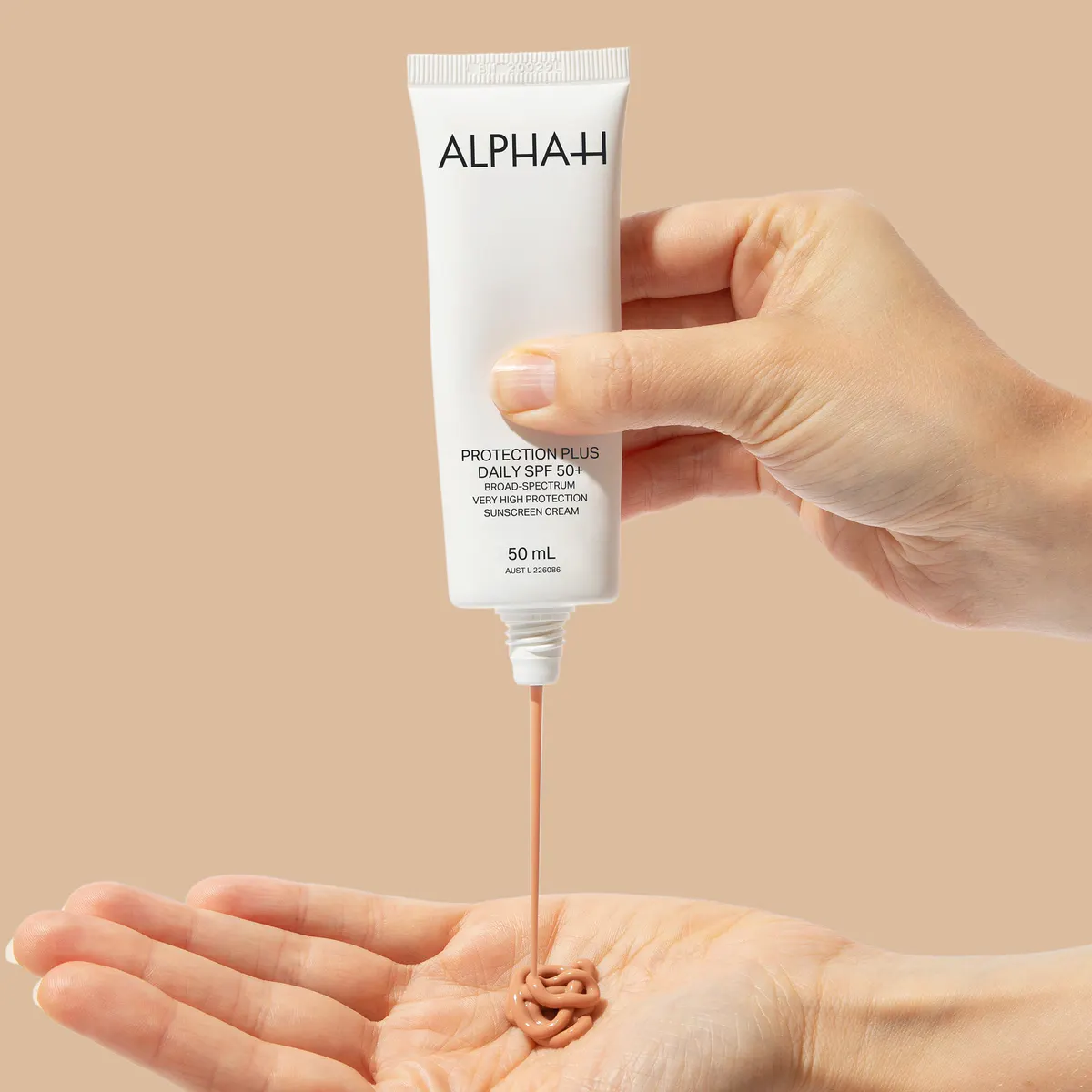 Alpha-H Protection Plus Daily Moisturiser SPF50+ Broad-Spectrum Cream 50ml, view 2