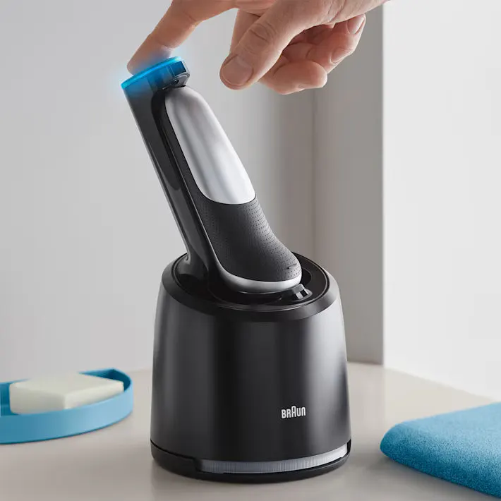 Braun 4-in-1 SmartCare Centre Electric Shaver Cleaning & Charging Station 0-CC, view 3
