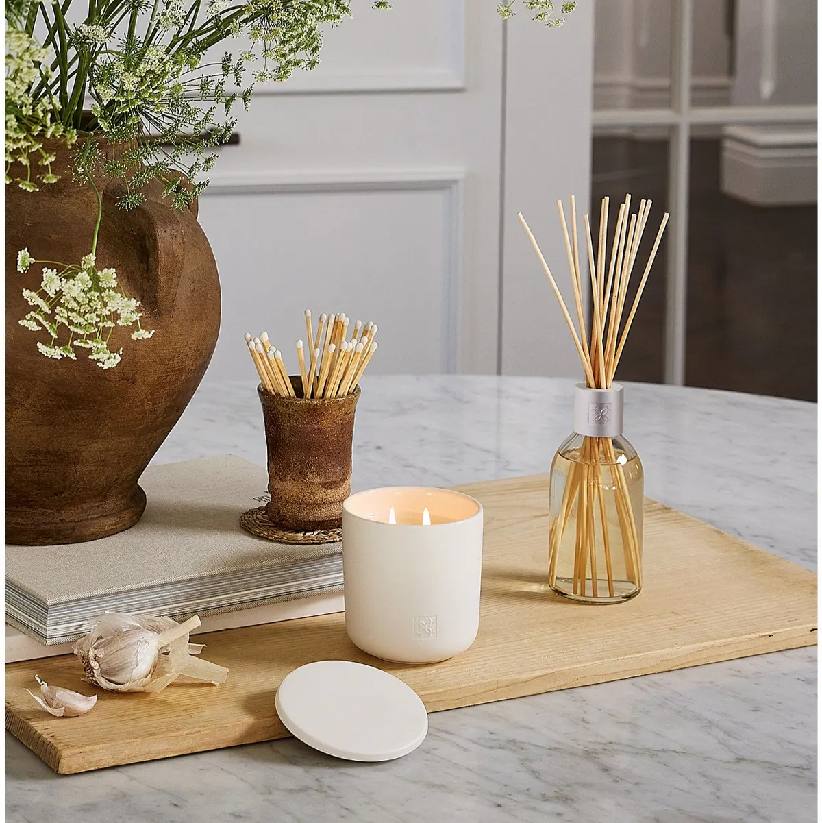 CIRCA Alchemy Diffuser 250ml - Grapefruit & Cedarwood, view 2