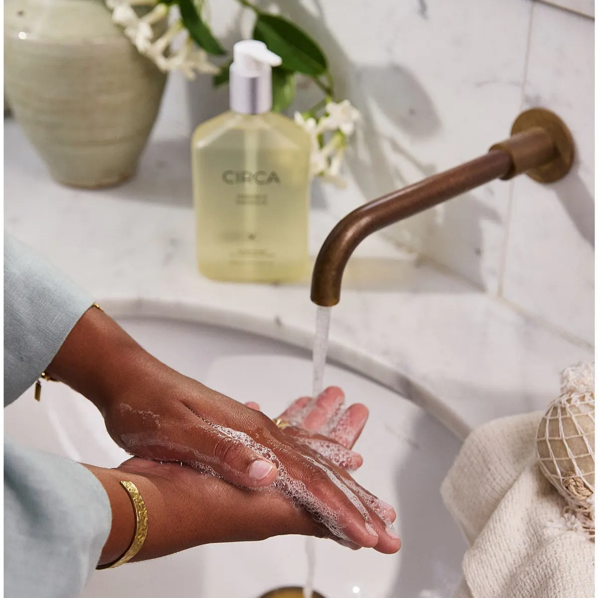 CIRCA Alchemy Hand Wash 450ml - Grapefruit & Cedarwood, view 2