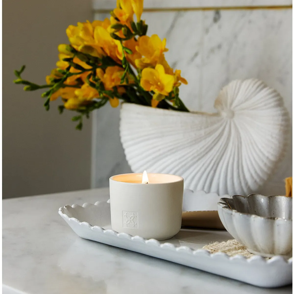 CIRCA Candle 70g - Cotton Flower & Freesia, view 2