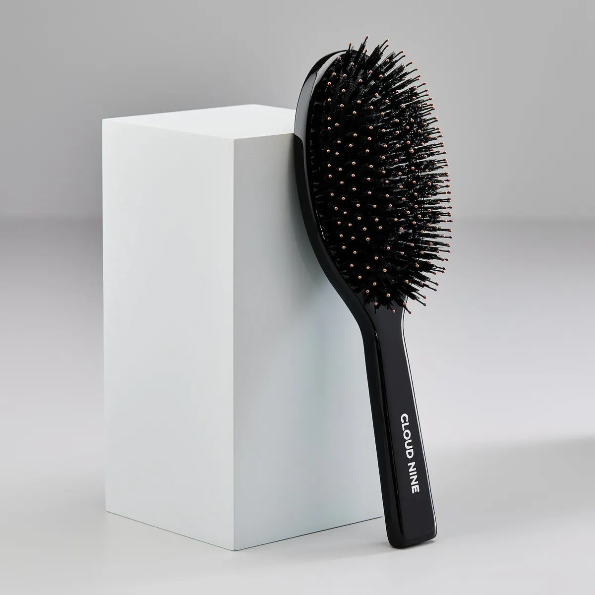 CLOUD NINE Luxury Dressing Brush, view 2