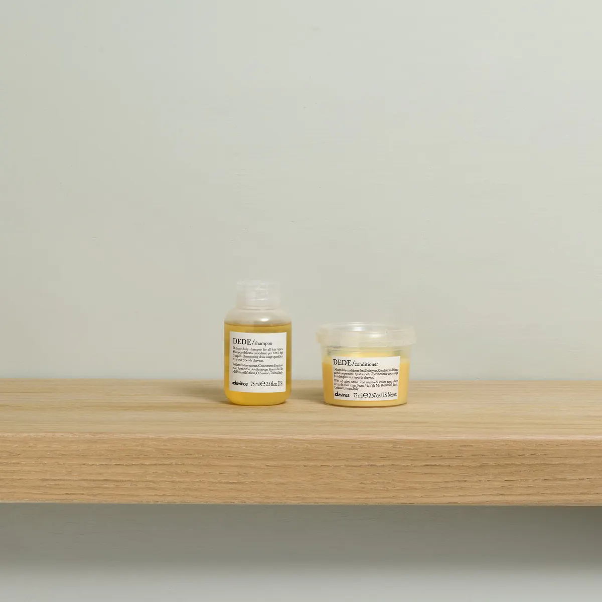 Davines Essentials DEDE Shampoo 75ml, view 2