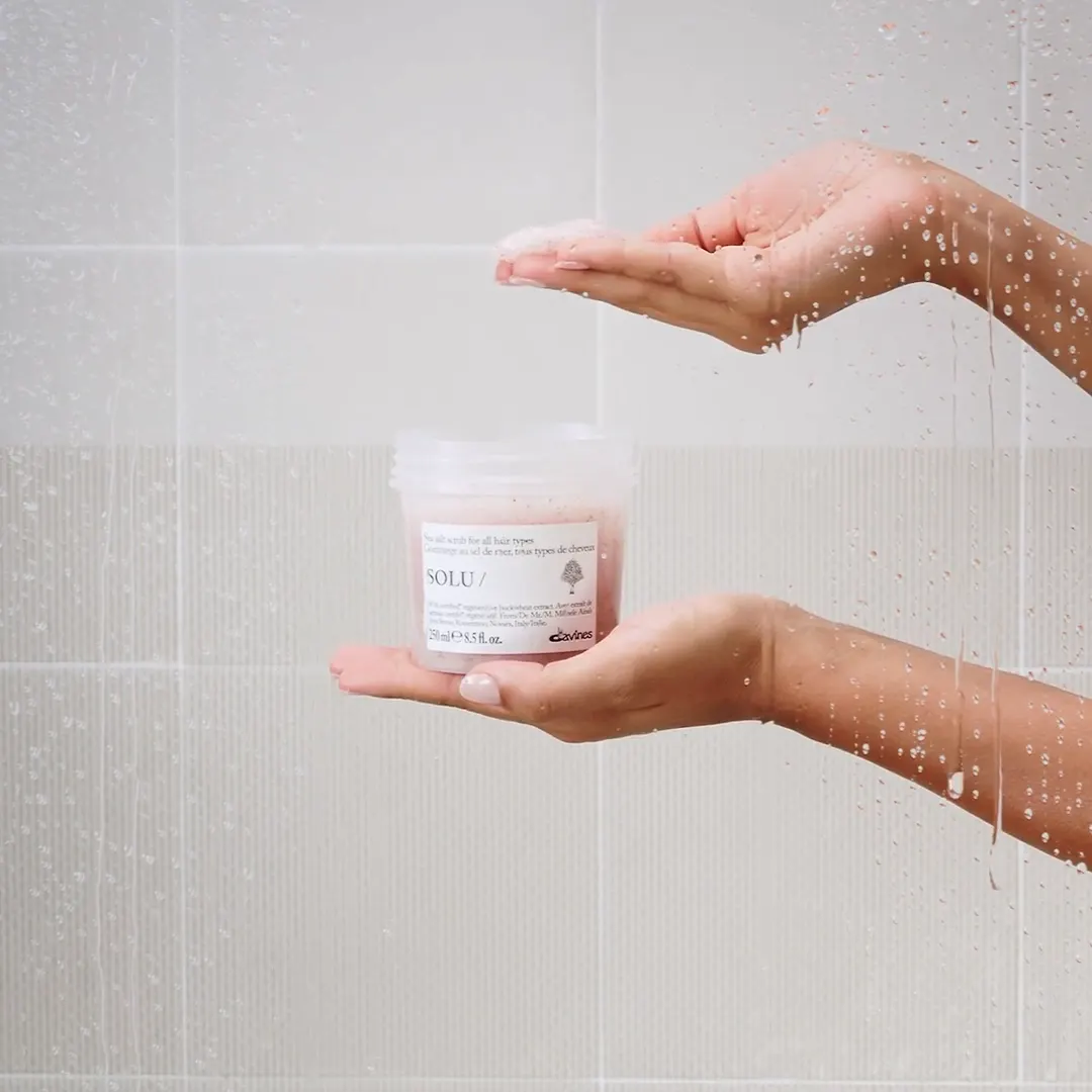 Davines Essentials SOLU Sea Salt Scrub 250ml, view 4
