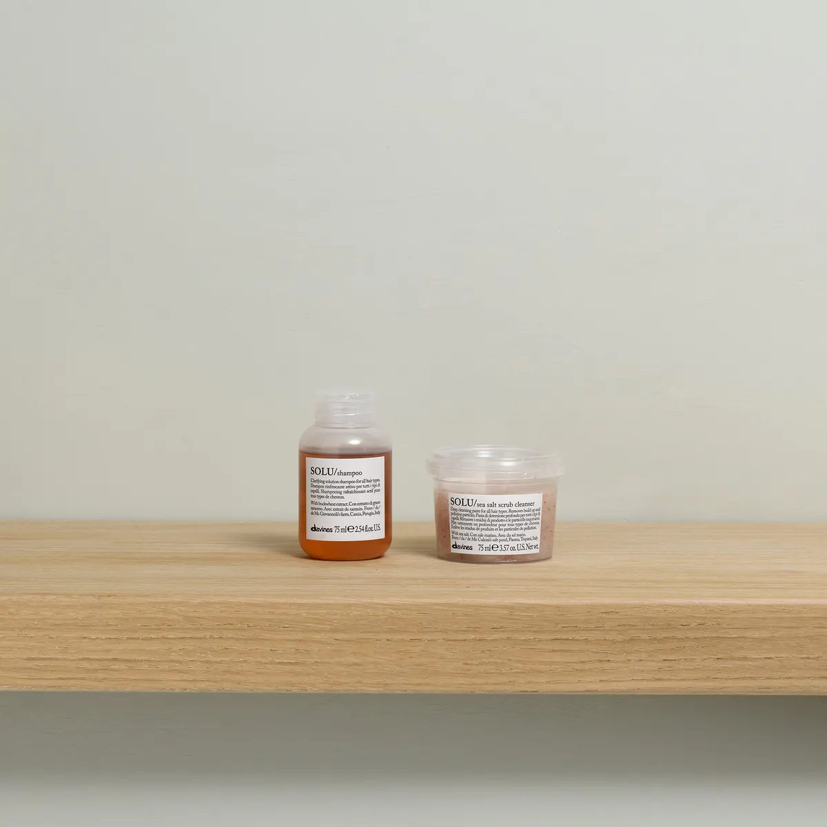 Davines Essentials SOLU Shampoo 75ml, view 2