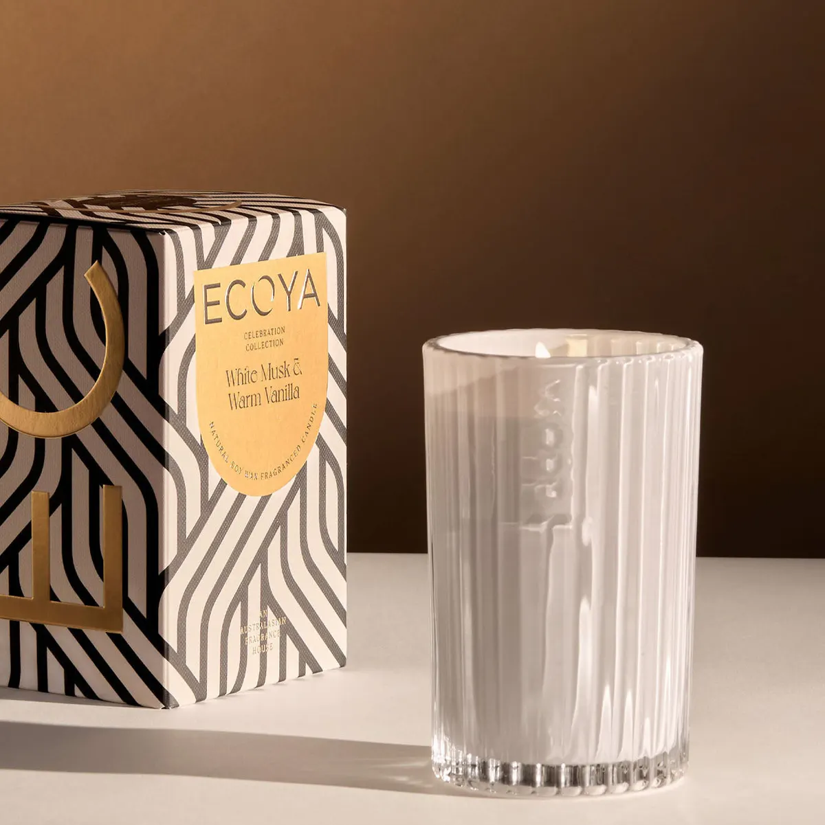 ECOYA Celebration Candle 345g - White Musk & Warm Vanilla, view 2