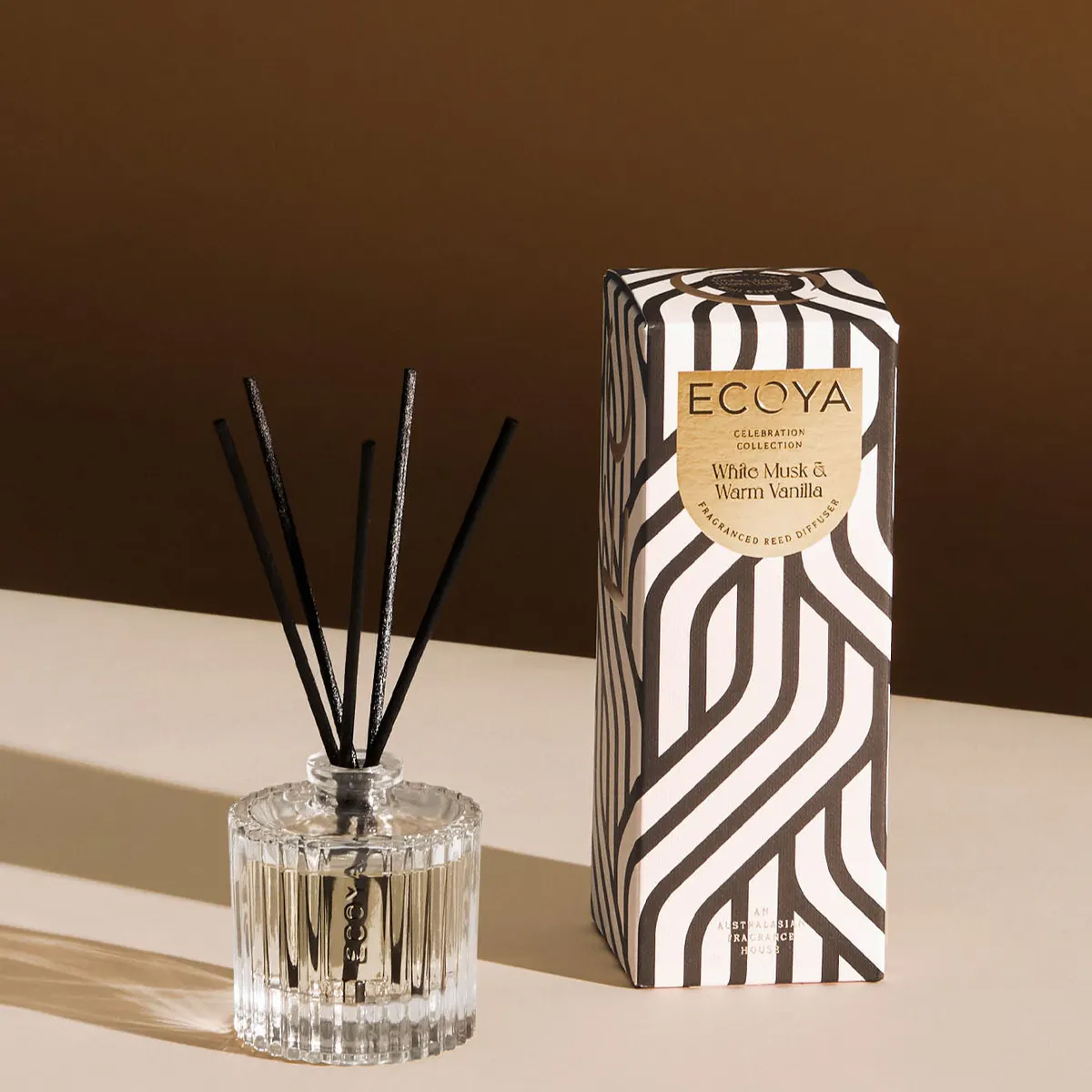 ECOYA Celebration Diffuser 200g - White Musk & Warm Vanilla, view 2