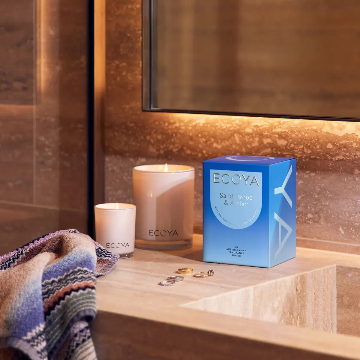 ECOYA Madison Candle 400g - Sandalwood & Amber, view 2