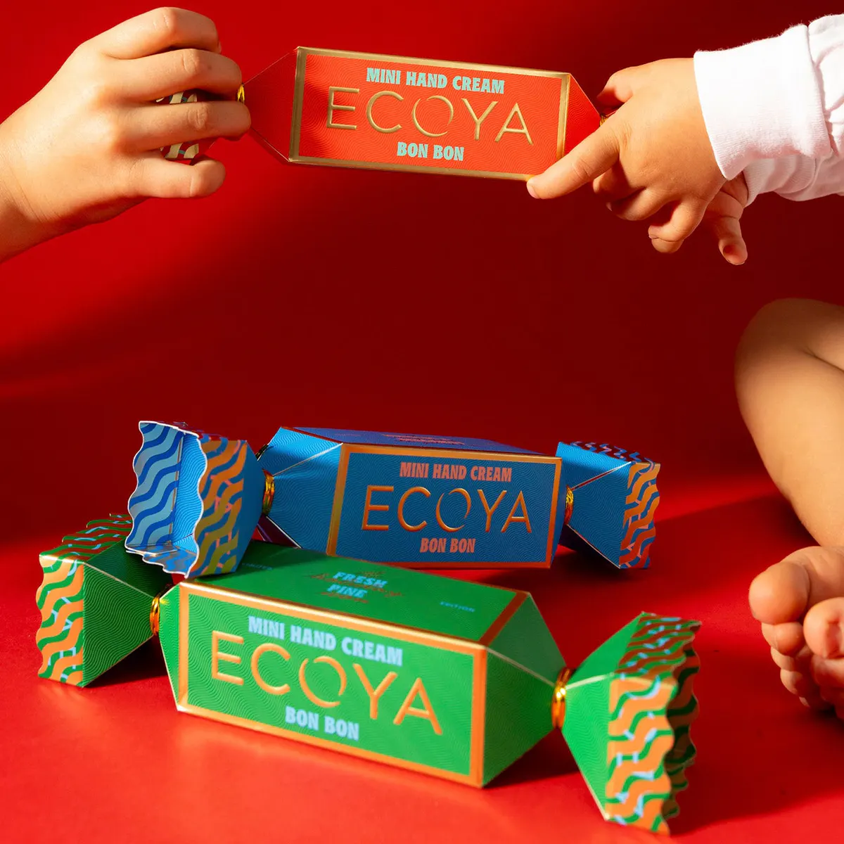 ECOYA Mini Hand Cream Bonbon 40ml - Hibiscus & Bergamot, view 2