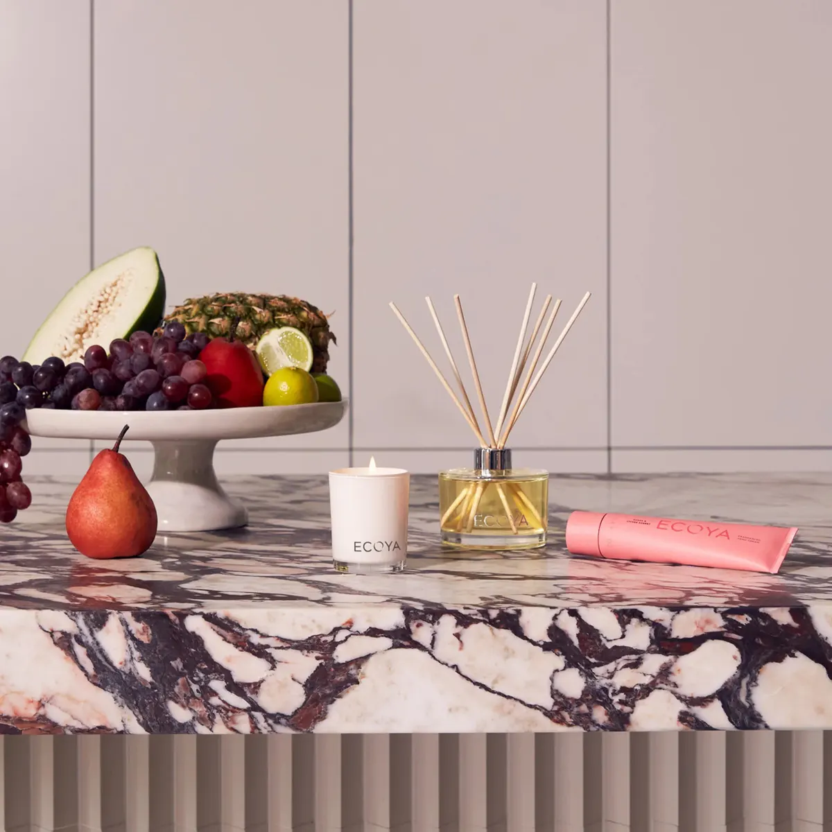 ECOYA Reed Diffuser 200ml - Guava & Lychee Sorbet, view 3