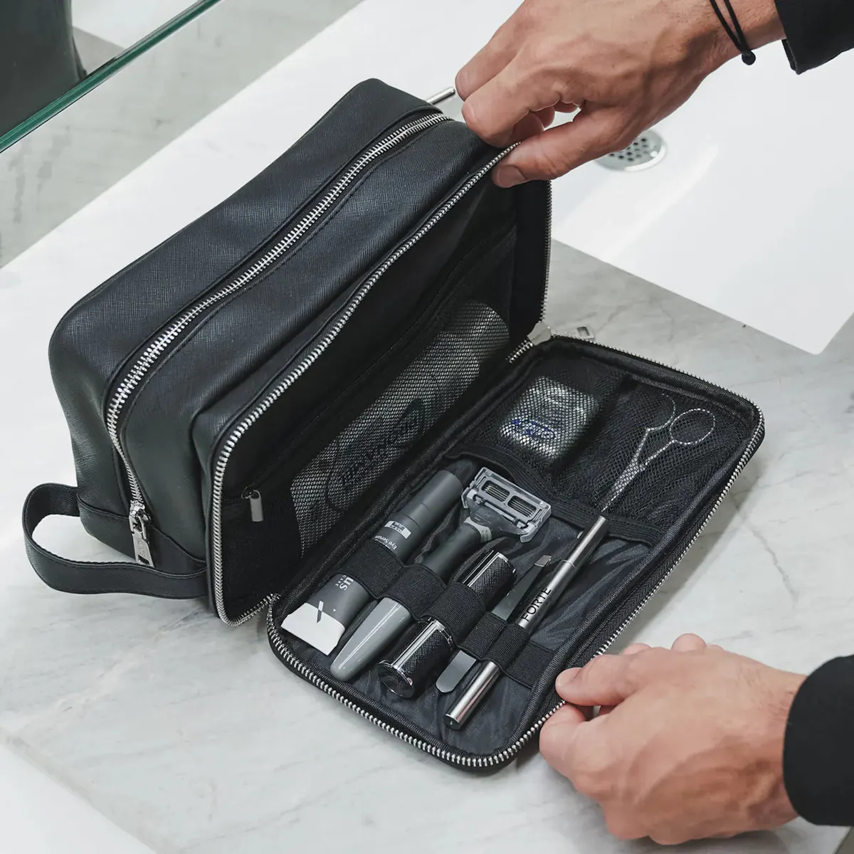 Forte Series Santos Dopp Kit, view 4