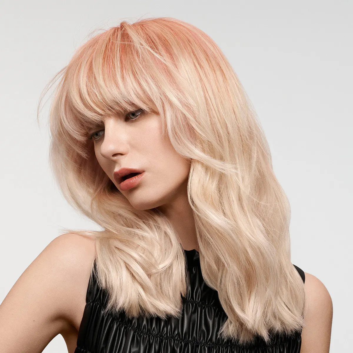 Goldwell Dualsenses Color Revive Conditioner - Light Cool Blonde 200ml, view 2