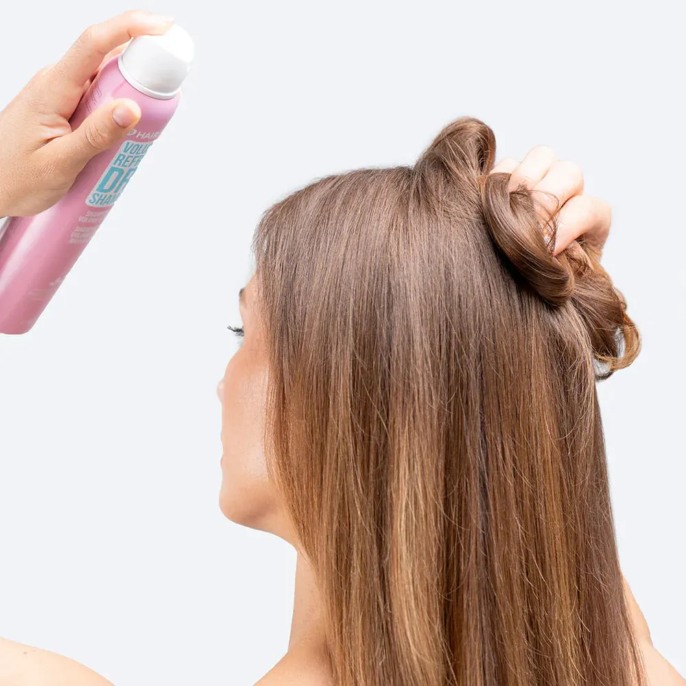 Hairburst Volume & Refresh Dry Shampoo 200ml, view 2