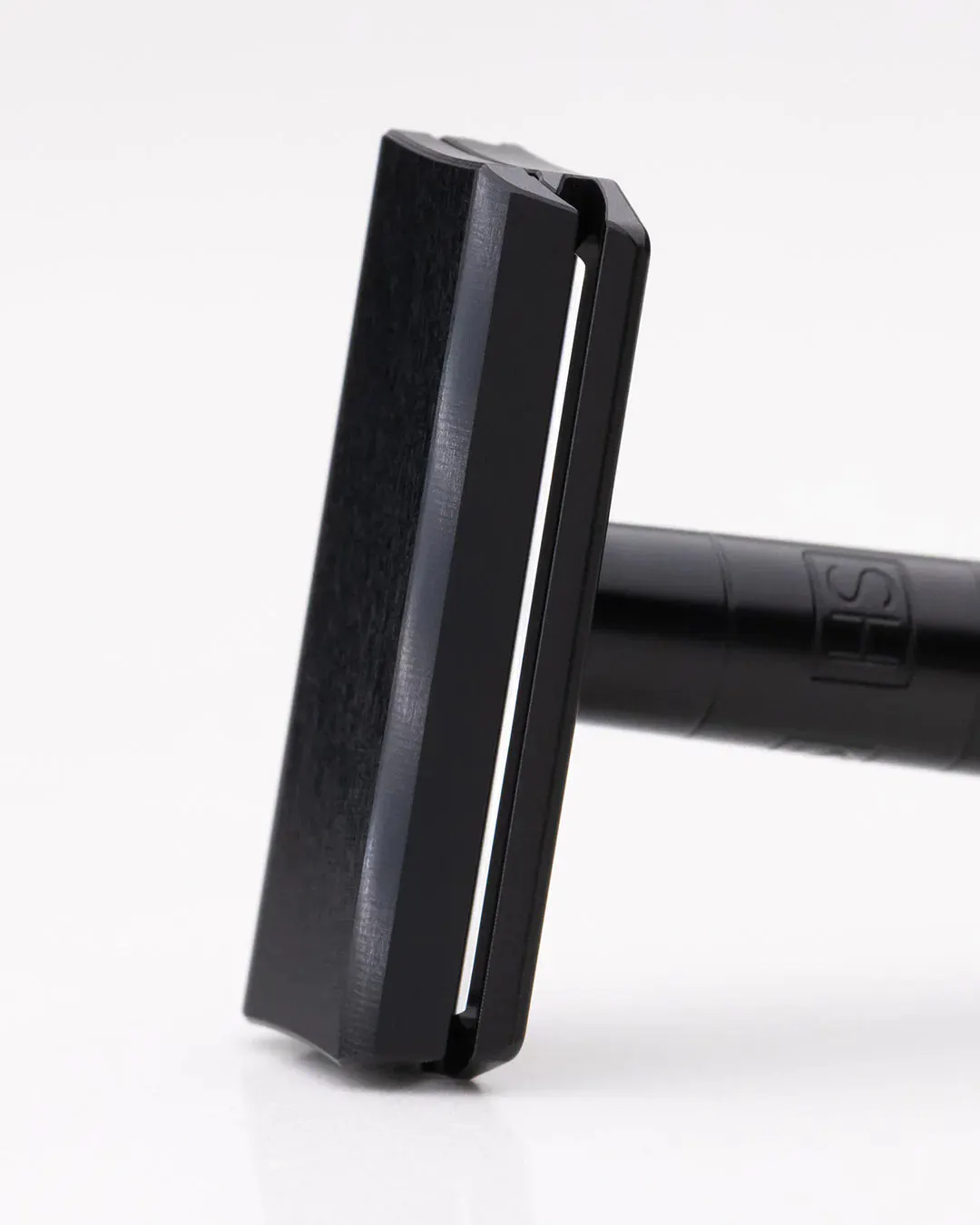 Henson Shaving AL13 DE Safety Razor Jet Black, view 4