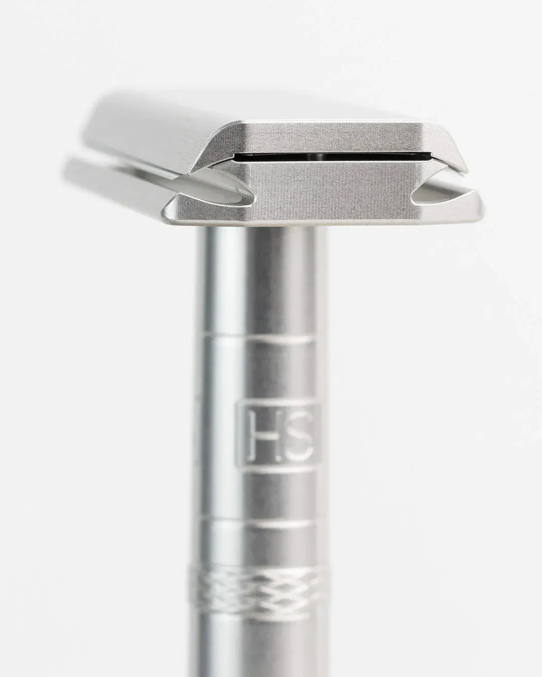 Henson Shaving AL13-M DE Safety Razor Aircraft Aluminum, view 2
