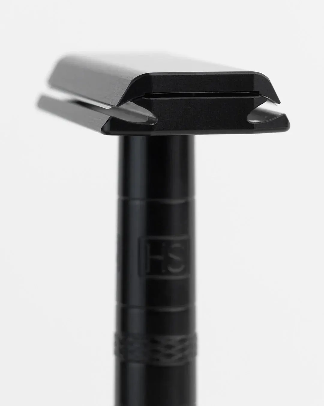 Henson Shaving AL13-M DE Safety Razor Jet Black, view 2