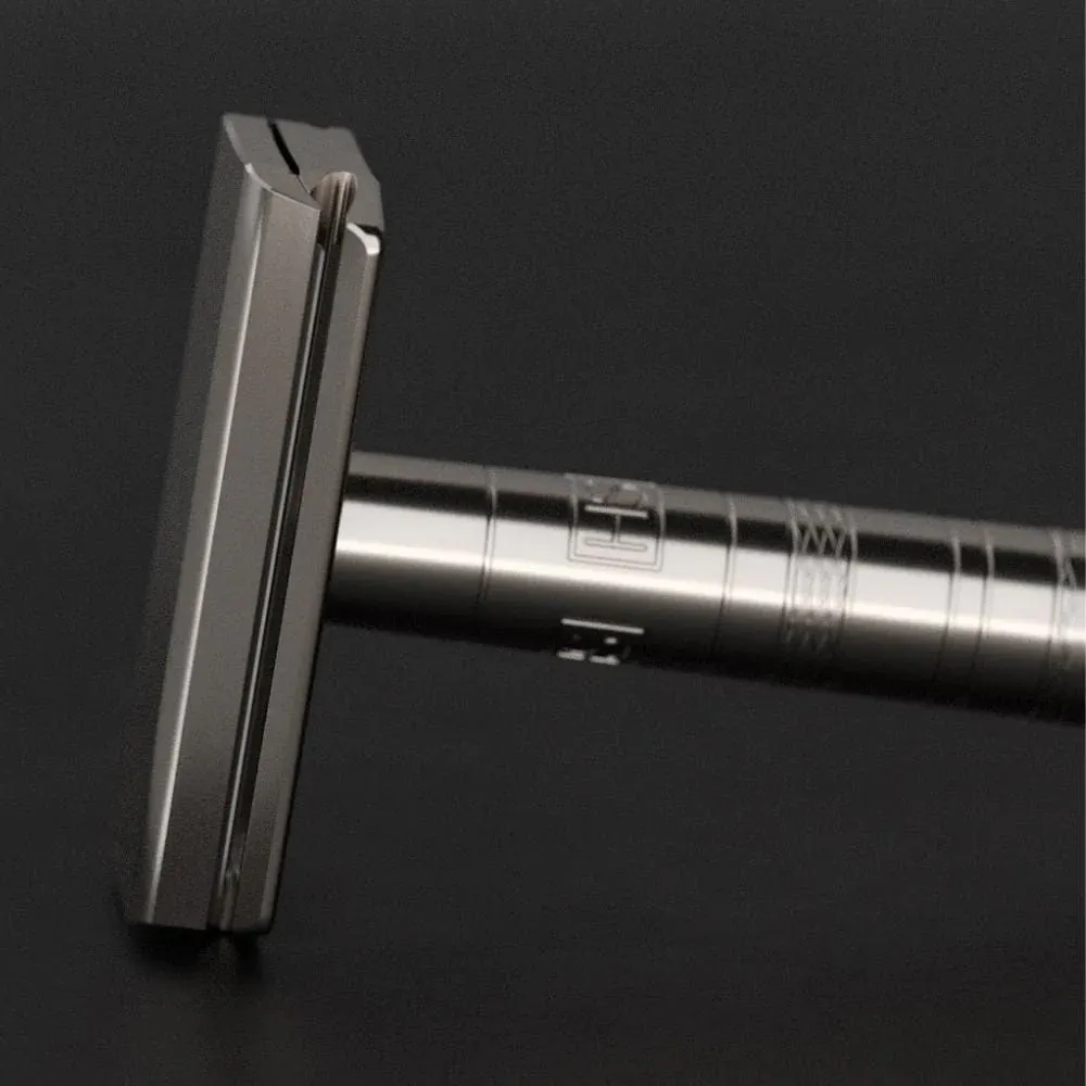 Henson Shaving Ti22 Mild DE Safety Razor Titanium, view 5
