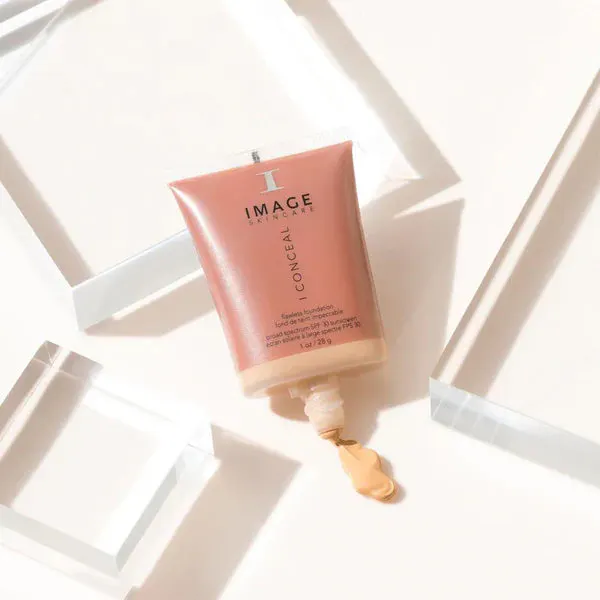Image Skincare I Conceal Flawless Foundation 30ml, view 2
