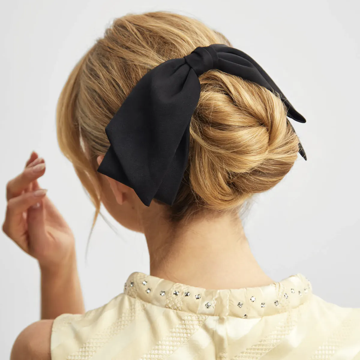 Kitsch Recycled Fabric Bow Hair Clip - Black, view 2