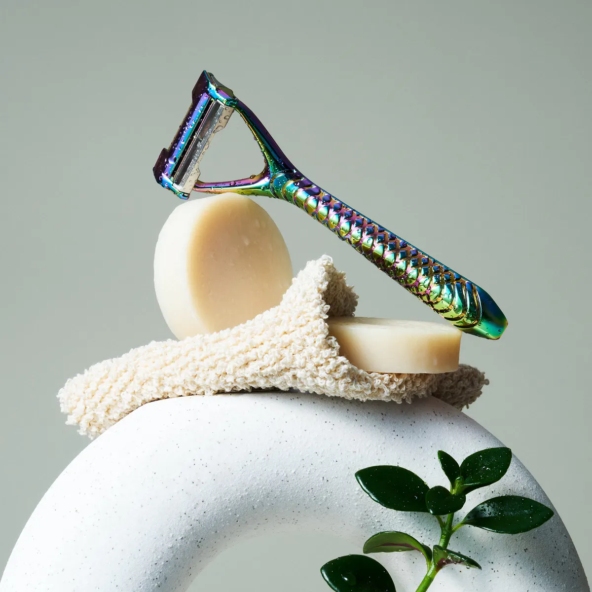 Leaf Shave Two Razor - Prism, view 5