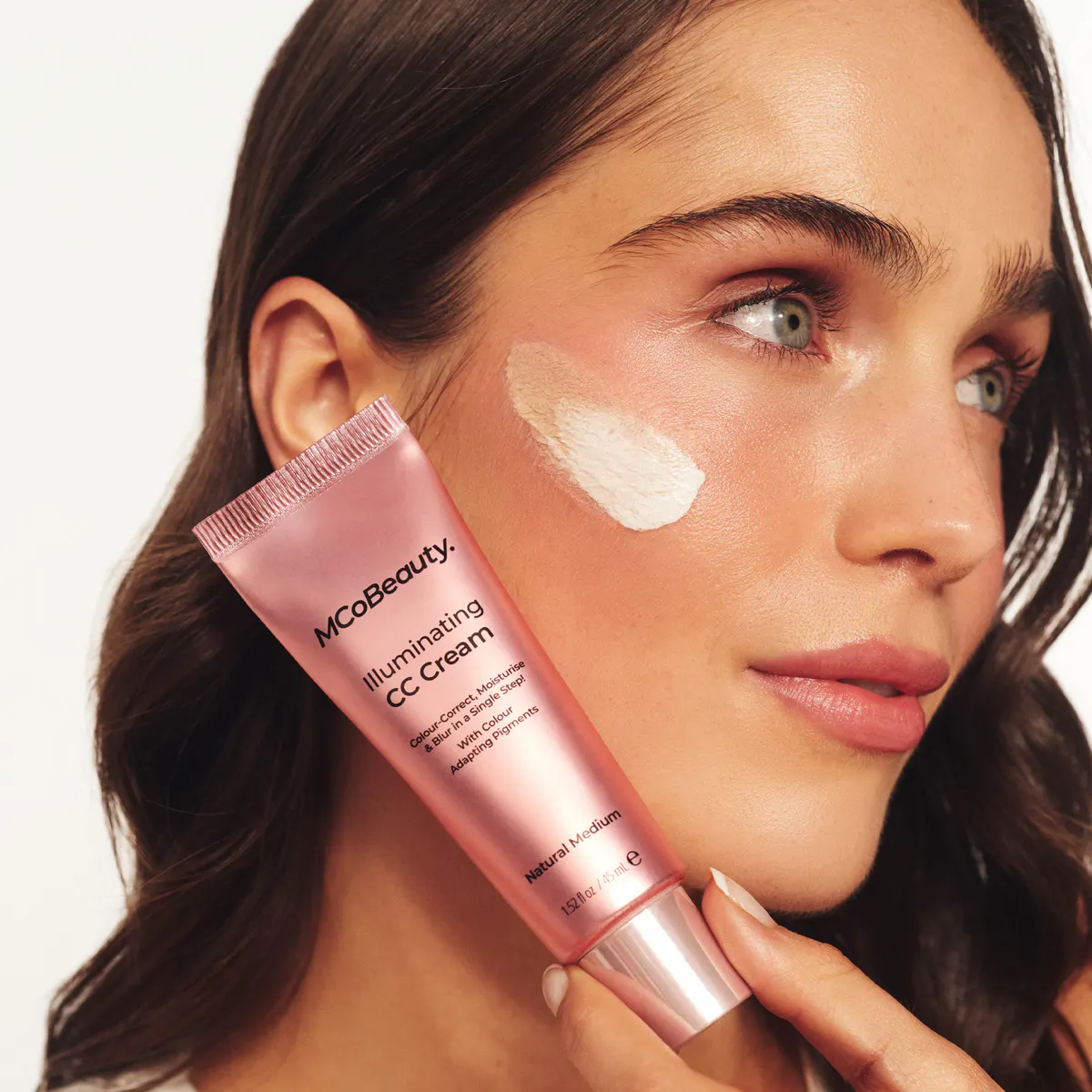 MCoBeauty Illuminating CC Cream 45ml - Natural Medium, view 3
