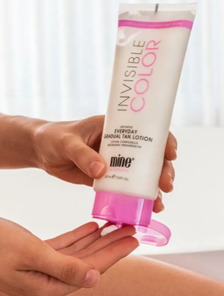 Minetan Invisible Colour Gradual Tan Lotion 207ml, view 2