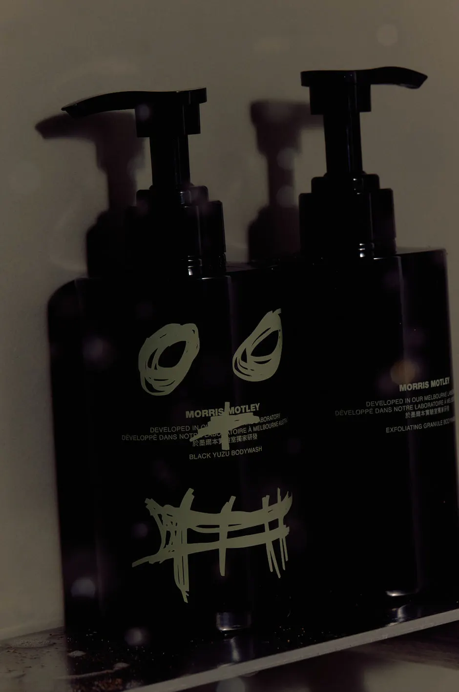 Morris Motley Bodywash 500ml - Black Yuzu, view 4