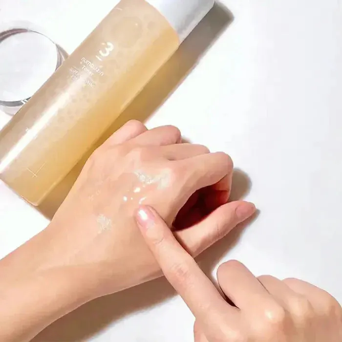 Numbuzin No.3 Super Glowing Essence Toner 200ml, view 4
