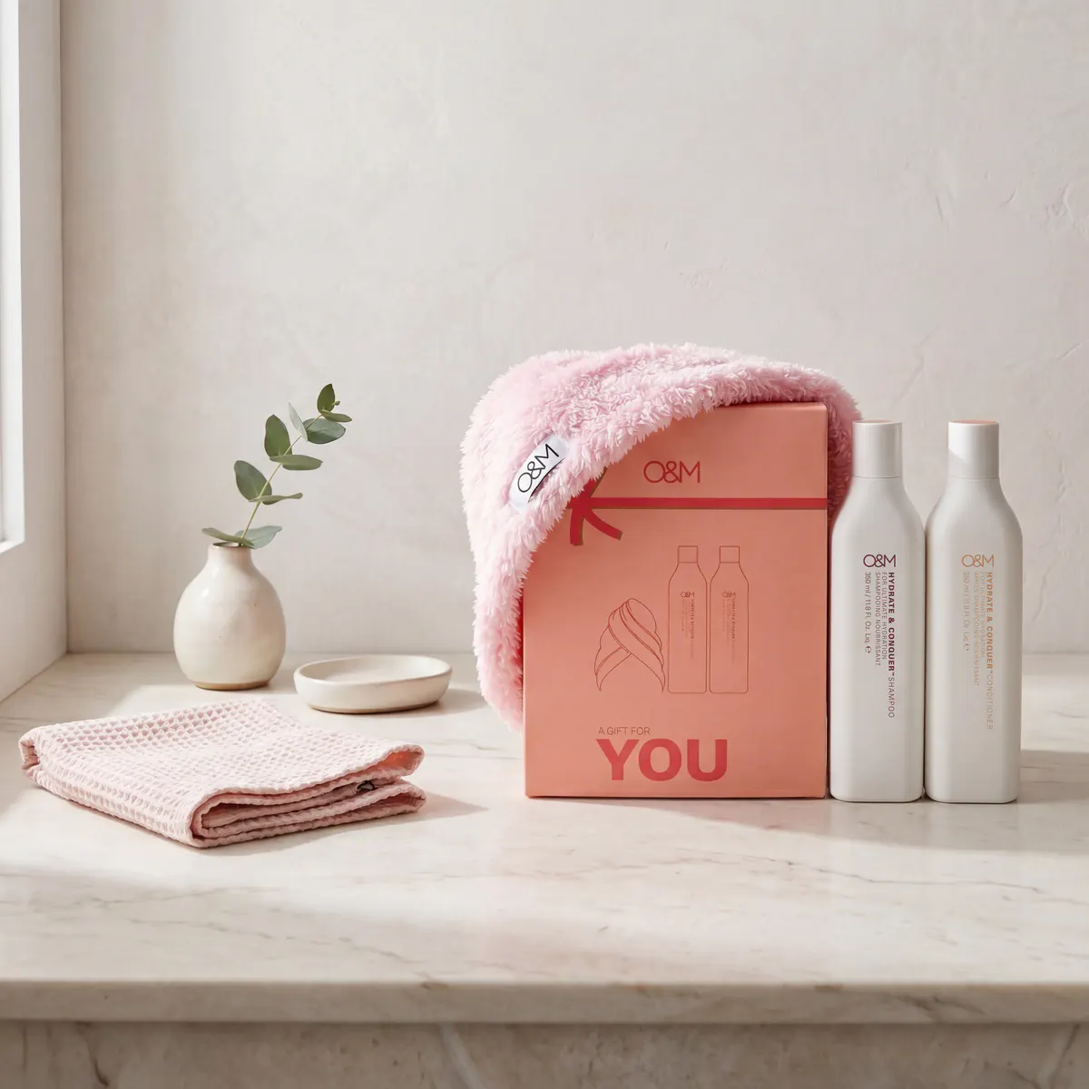 O&M A Gift For You Hydrate Gift Pack, view 2