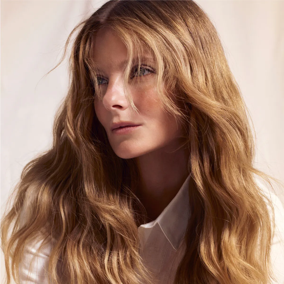 Oribe Serene Scalp Oil Control Dry Shampoo Powder 45g, view 3