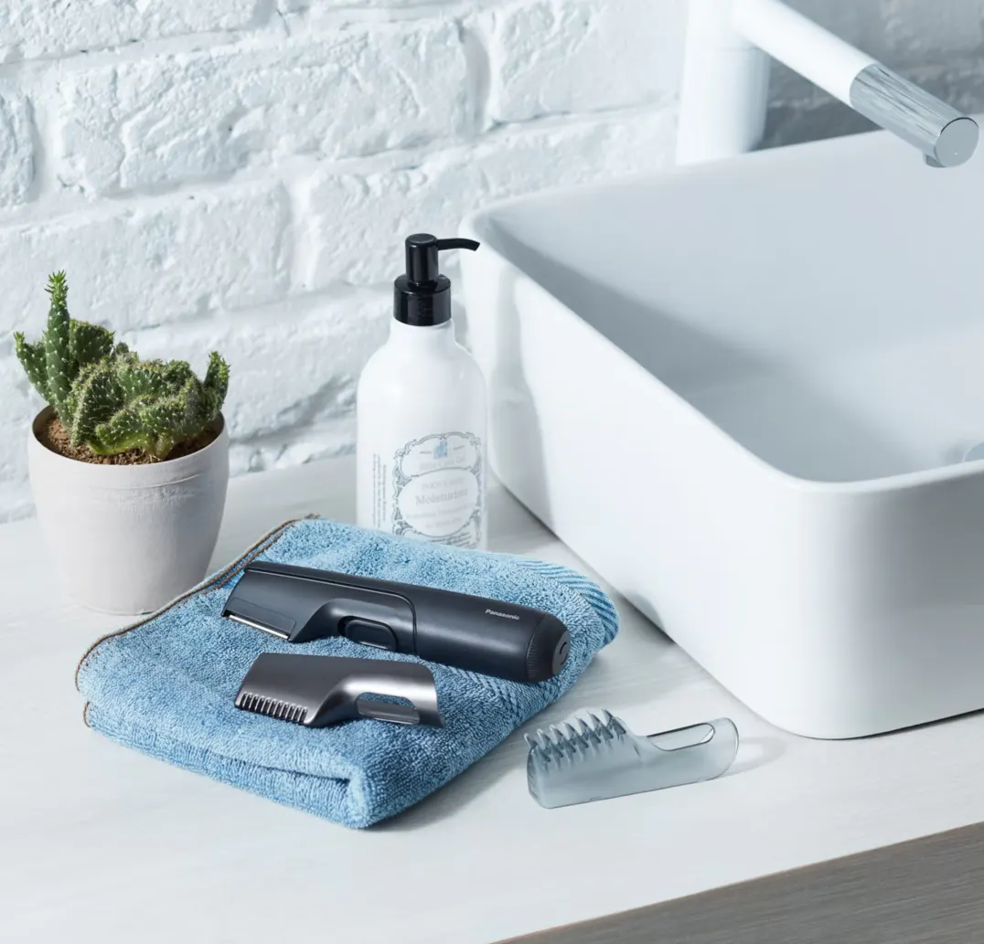 Panasonic Compact Wet & Dry Precision Body Groomer, view 6