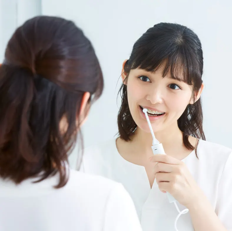 Panasonic Oral Irrigator with Orthodontic Nozzle, view 2