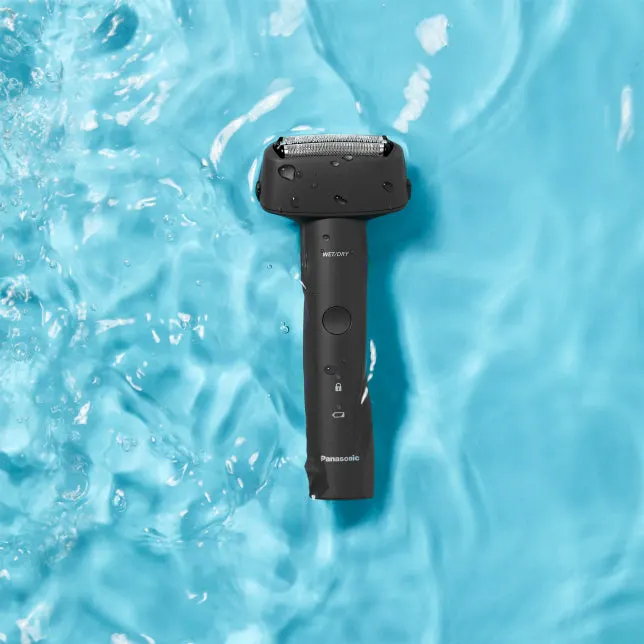 Panasonic Series 300 3-Blade Wet & Dry Electric Shaver - Black, view 6