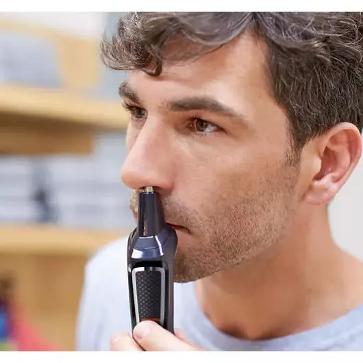 Philips Multigroom Series 3000 8-in-1 Face & Hair Trimmer - Black, view 9