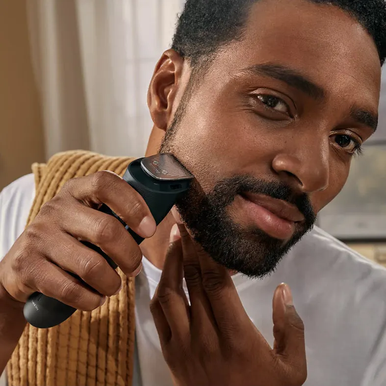 Philips Series 5000 Beard Trimmer, view 2