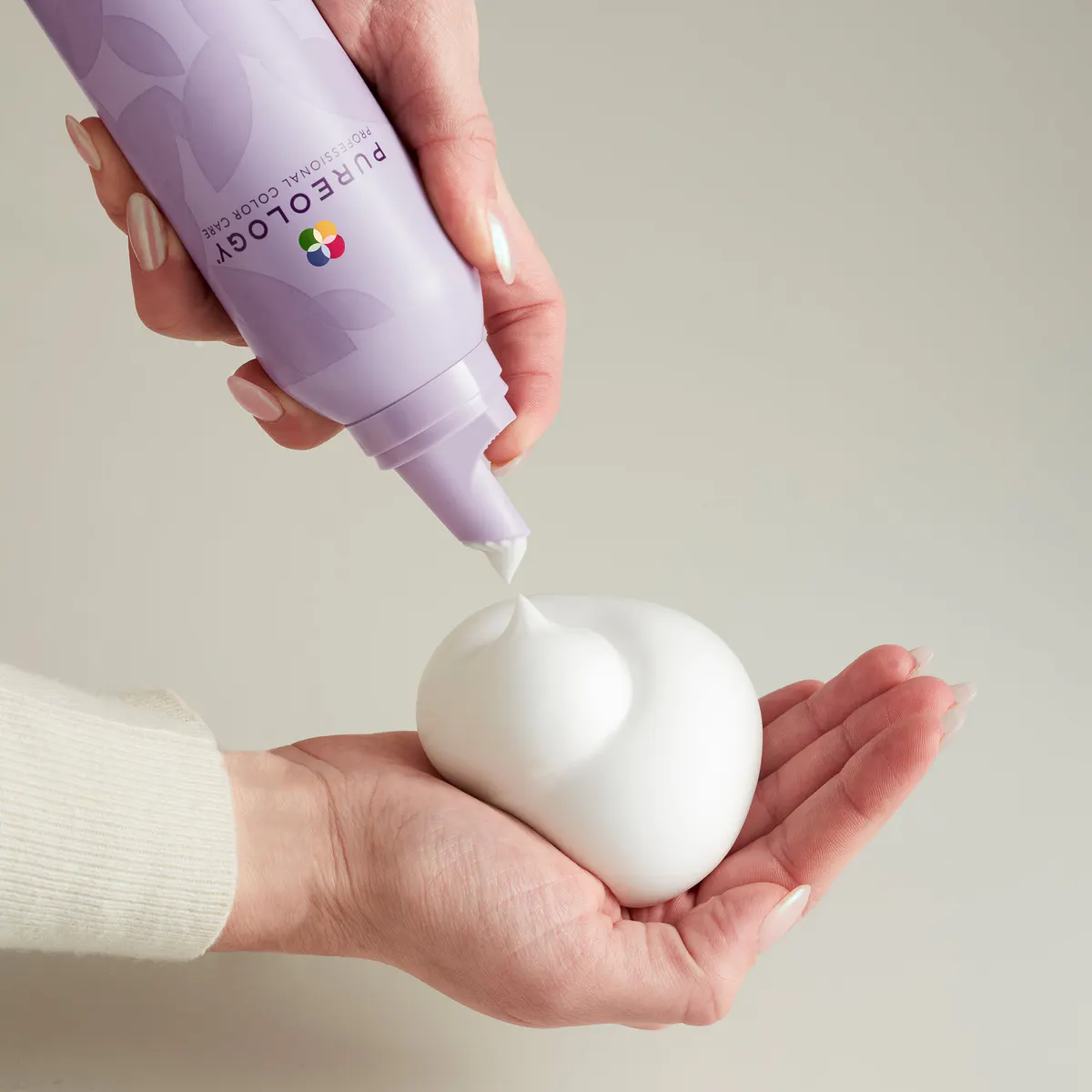Pureology Style + Protect Weightless Volume Mousse 238g, view 2