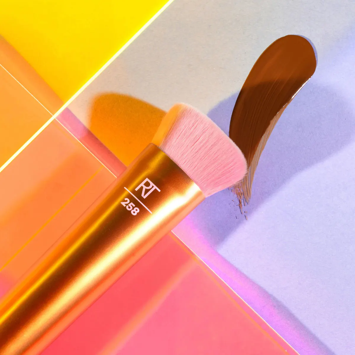 Real Techniques Hyperbrights Sculpt Lock Contour Brush, view 2