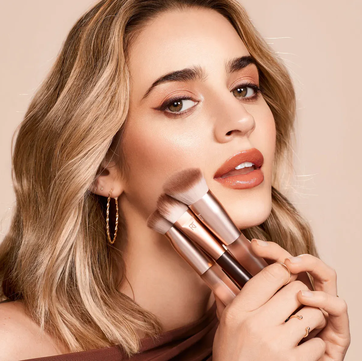 Real Techniques New Nudes Nothing But You Face Set, view 2
