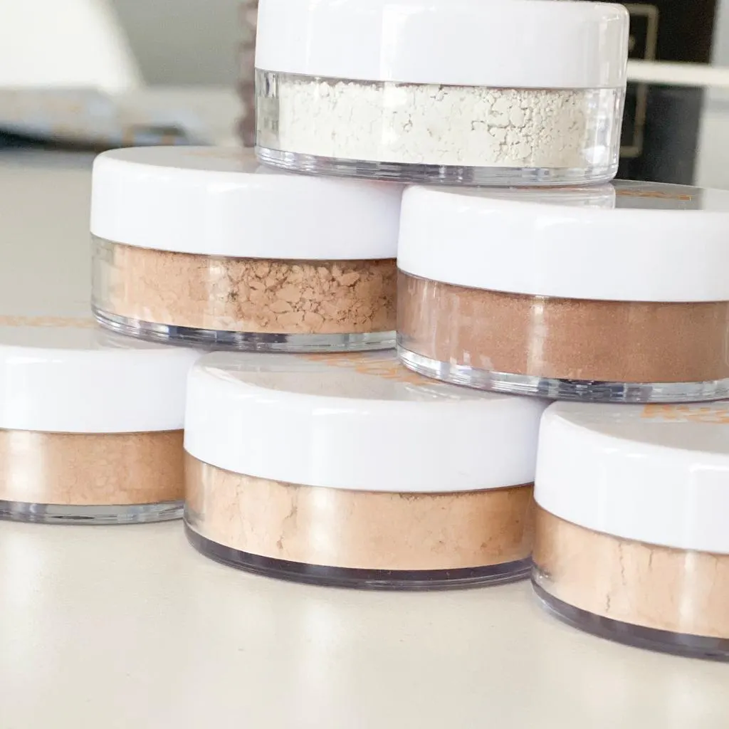 Runway Room Mineral Loose Powder Foundation 8g, view 3