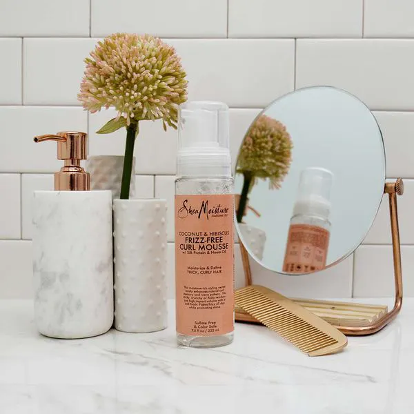 Shea Moisture Coconut & Hibiscus Frizz Free Curl Mousse 222ml, view 2