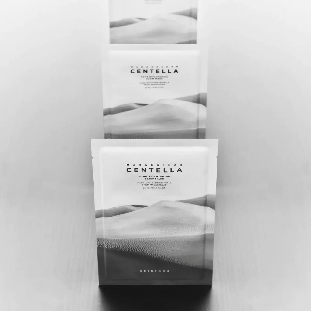 SKIN1004 Madagascar Centella Tone Brightening Glow Mask - 1 Piece, view 4