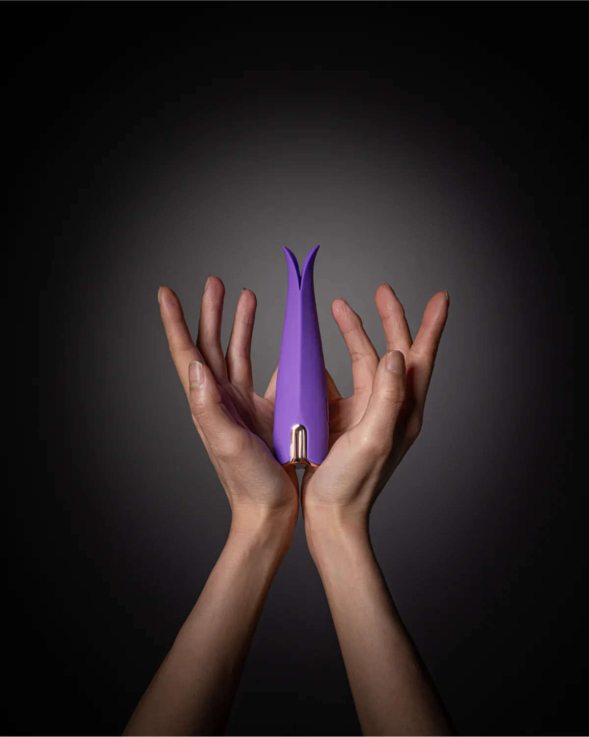 SKYN Caress Stimulator, view 2