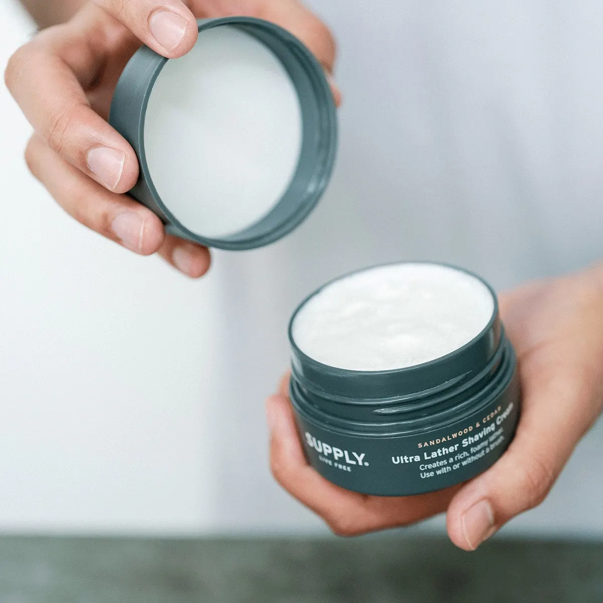 Supply Ultra Lather Shaving Cream - Sandalwood & Cedar 255ml, view 2